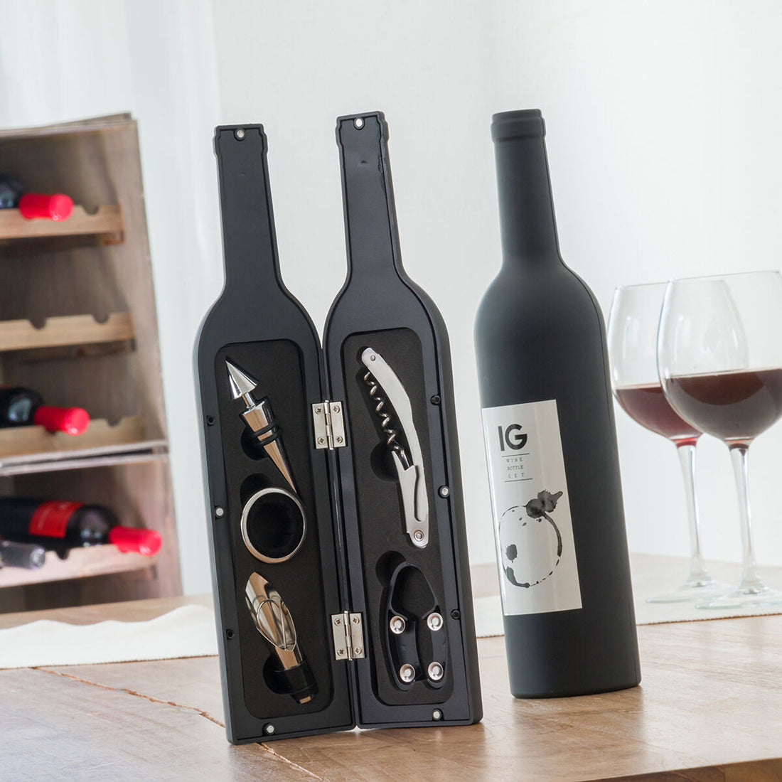 Um Presente Criativo, Funcional e Sofisticado: Estojo de Vinho em Forma de Garrafa